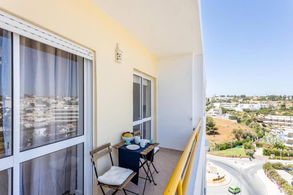 Cozy Ap Renovado 1ª Linha De Praia - Armacao Pera Armação de Pêra Екстериор снимка